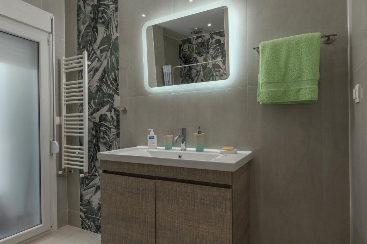 Kosmos Service Apartment City Center 3 With Additional Cost Parking Selanik Dış mekan fotoğraf